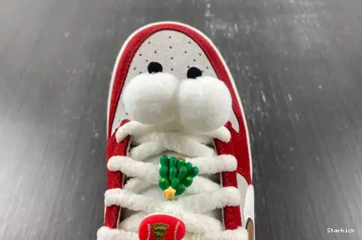 Green Brown Red 85 Low White Christmas SB DO9457-112 Dunk Nike 0504